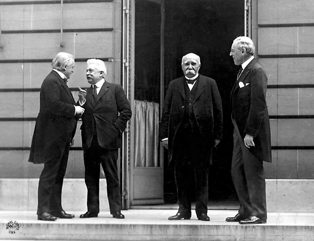 council of four in world war first, 
प्रथम विश्व युद्ध का इतिहास [History of World War I]